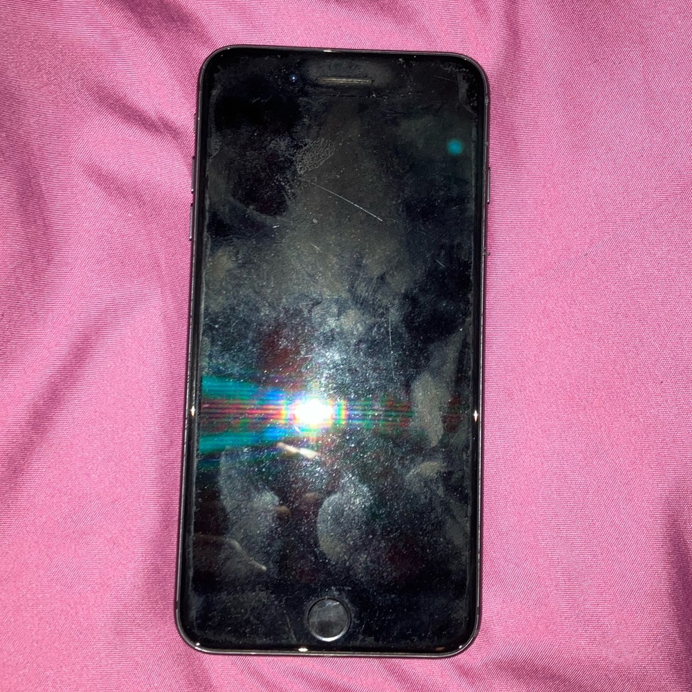 IPHONE 8 PLUS UNLOCKED